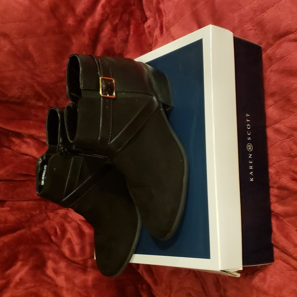 Black Boots